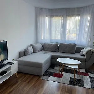 With Privat Parking Near Stuttgart Airport, Messe, Stuttgart Leinfelden-Echterdingen